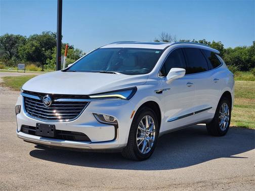 2023 Buick Enclave Premium