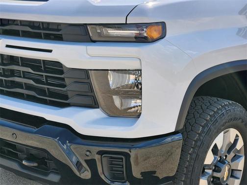 2025 Chevrolet Silverado 2500 Custom