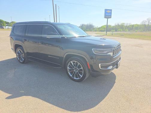 2022 Jeep Wagoneer Series II