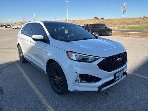 2020 Ford Edge ST Line