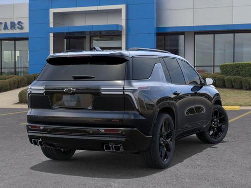 Mosaic Black Metallic 2026 Chevrolet Traverse RS