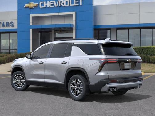Sterling Gray Metallic 2026 Chevrolet Traverse LT