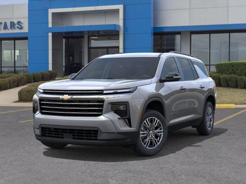 Sterling Gray Metallic 2026 Chevrolet Traverse LT