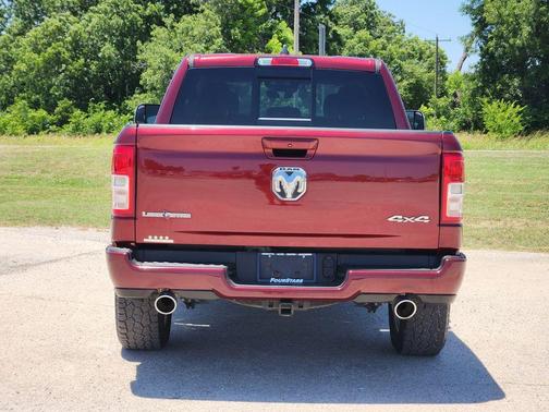 Delmonico Red Pearlcoat 2021 RAM 1500 Big Horn
