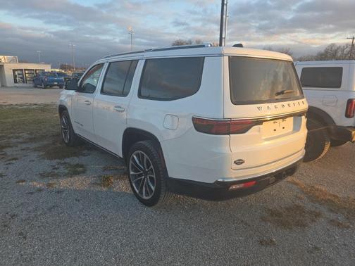 2024 Jeep Wagoneer Series III