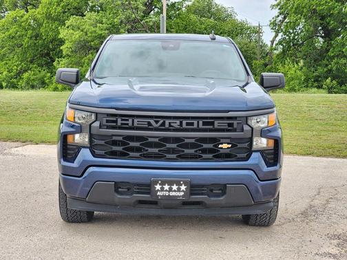 Northsky Blue Metallic 2022 Chevrolet Silverado 1500 Custom