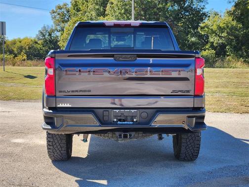 2024 Chevrolet Silverado 1500 ZR2