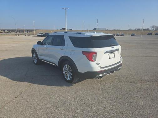 2022 Ford Explorer King Ranch