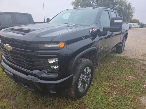 2024 Chevrolet Silverado 2500 Custom
