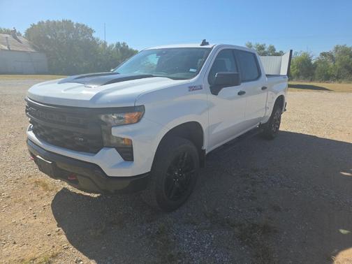 2022 Chevrolet Silverado 1500 Custom Trail Boss