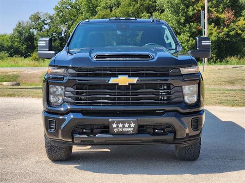 2024 Chevrolet Silverado 2500 Custom