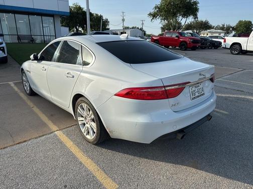 2017 Jaguar XF 35t Premium