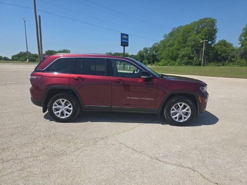 Velvet Red Pearlcoat 2022 Jeep Grand Cherokee Limited