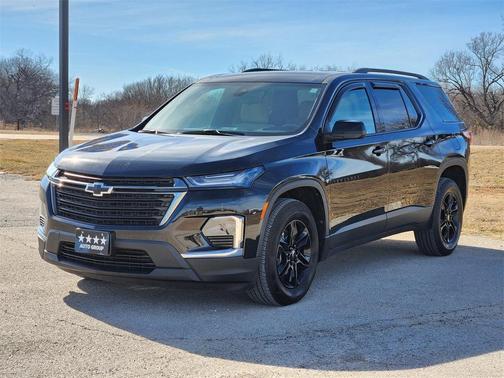 2022 Chevrolet Traverse LS