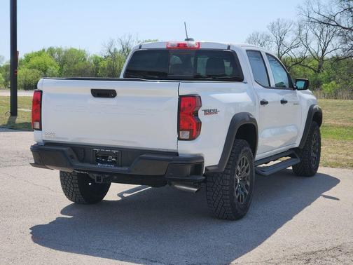 Summit White 2026 Chevrolet Colorado Trail Boss