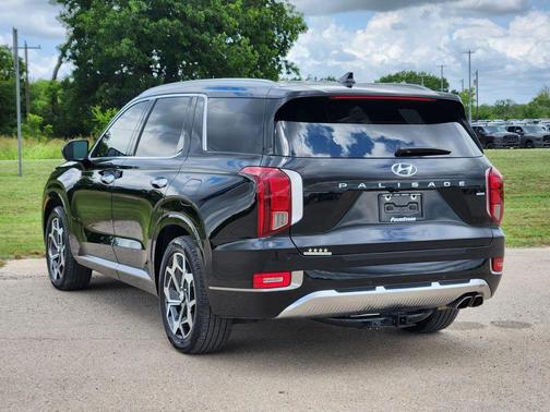 Abyss Black Pearl 2022 Hyundai PALISADE Calligraphy