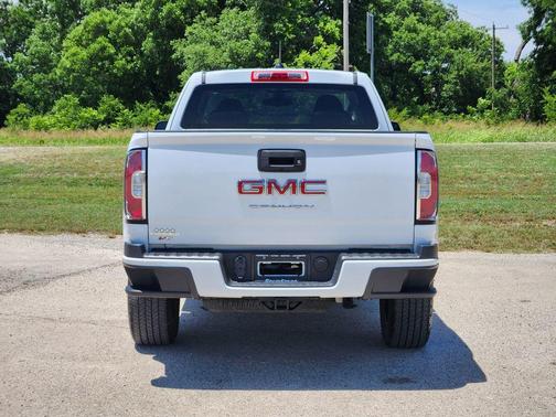 Summit White 2022 GMC Canyon Elevation Standard
