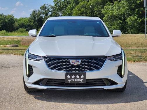 2024 Cadillac CT4 Luxury