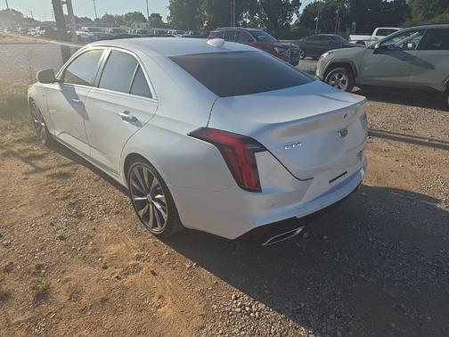 2024 Cadillac CT4 Luxury