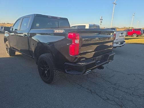 2025 Chevrolet Silverado 1500 LT Trail Boss
