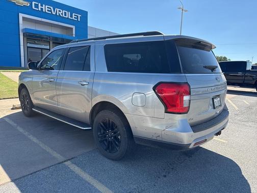 2022 Ford Expedition Max XLT
