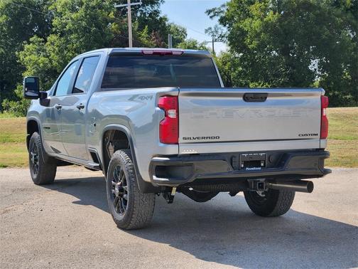 2025 Chevrolet Silverado 2500 Custom
