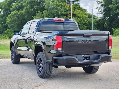 2025 Chevrolet Colorado WT
