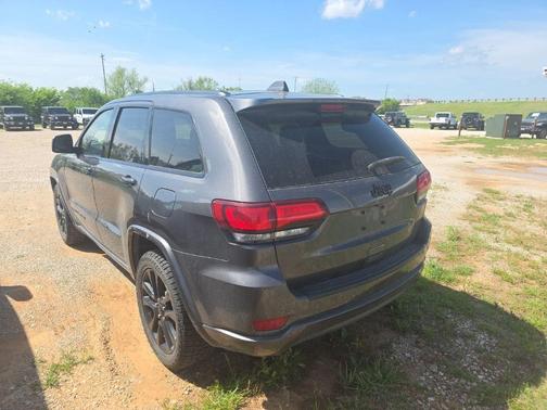 2020 Jeep Grand Cherokee Altitude