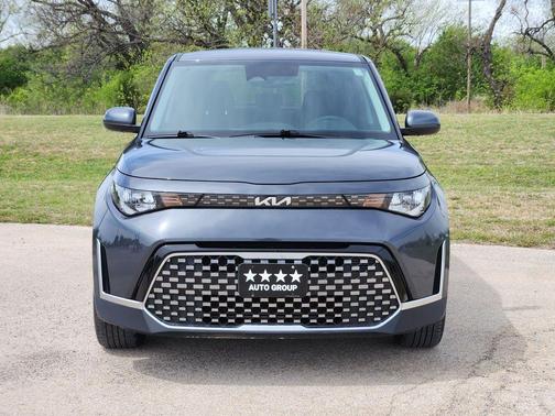 Gravity Gray 2024 Kia Soul EX