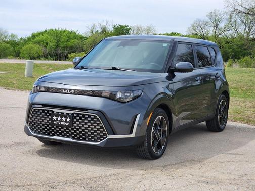 Gravity Gray 2024 Kia Soul EX