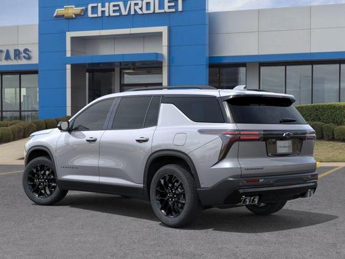 Sterling Gray Metallic 2026 Chevrolet Traverse LT