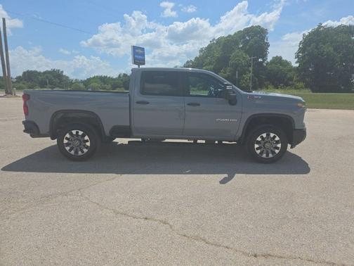 Slate Gray Metallic 2024 Chevrolet Silverado 2500 Custom