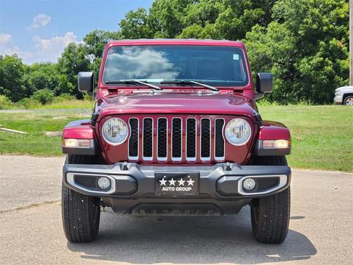 2022 Jeep Gladiator Overland