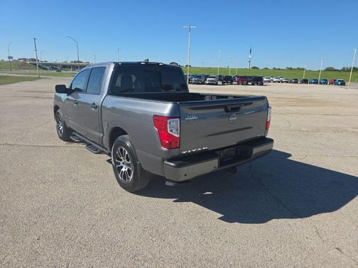 Gun Metallic 2024 Nissan Titan SV