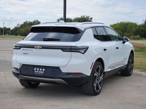 2026 Chevrolet Equinox EV LT 2