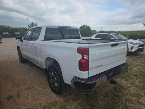 Summit White 2023 Chevrolet Silverado 1500 LT