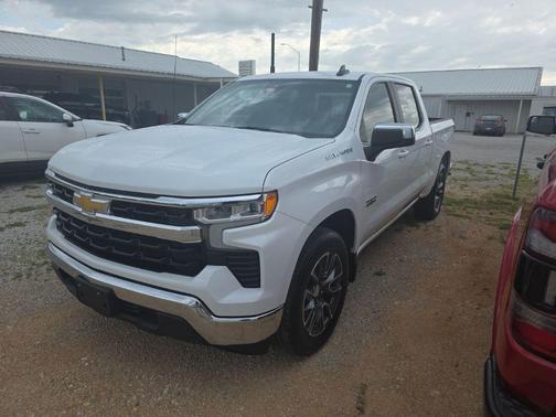 Summit White 2023 Chevrolet Silverado 1500 LT
