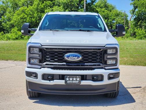 Oxford White 2026 Ford F-250 XL