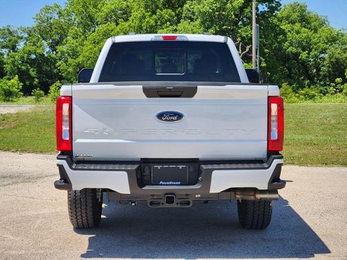 Oxford White 2026 Ford F-250 XL