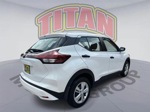 Fresh Powder 2024 Nissan Kicks S