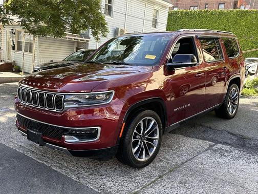 Velvet Red Pearlcoat 2023 Jeep Wagoneer Series III 4x4
