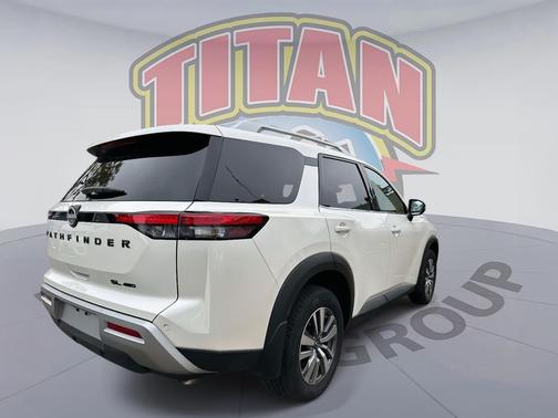 2024 Nissan Pathfinder SL 4WD