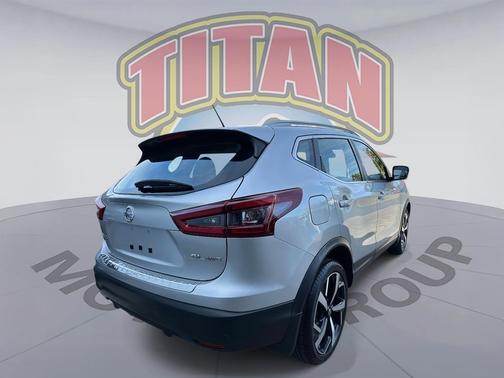 2022 Nissan Rogue Sport SL