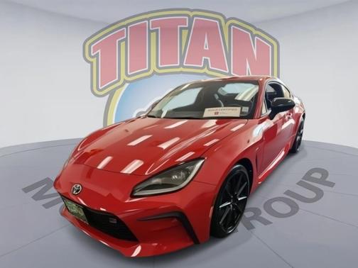 2025 Toyota GR86 Premium