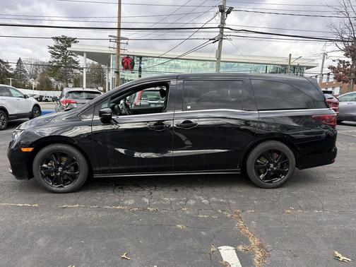2023 Honda Odyssey Sport