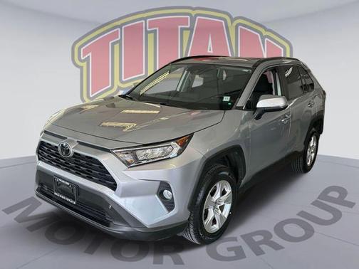 2020 Toyota RAV4 XLE