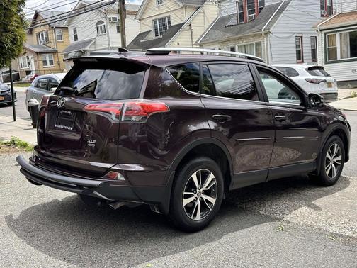 Black Currant Metallic 2018 Toyota RAV4 XLE