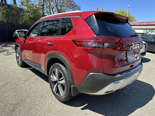 Scarlet Ember Tintcoat 2023 Nissan Rogue Platinum
