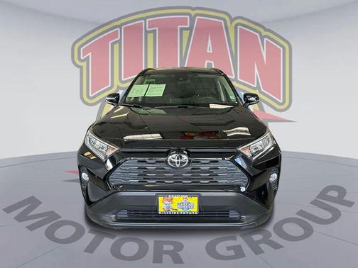 Midnight Black Metallic 2019 Toyota RAV4 XLE