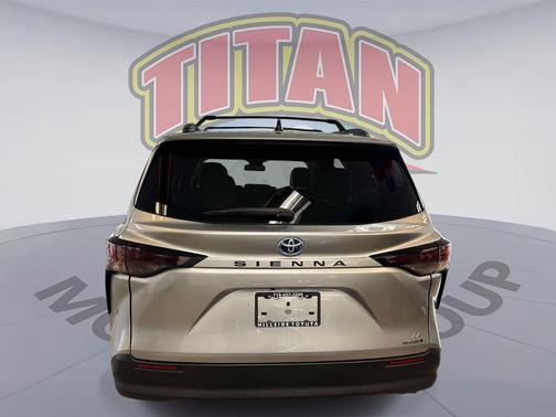 Celestial Silver Metallic 2023 Toyota Sienna LE
